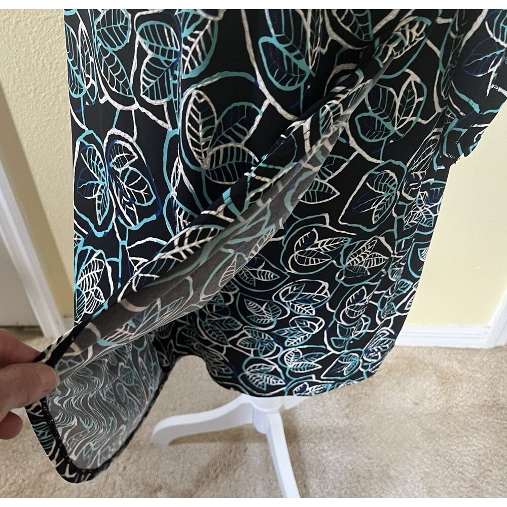Sami & Jo Woman Faux Wrap Textured Shift Dress L Black Blue White Knee Length - Picture 3 of 9